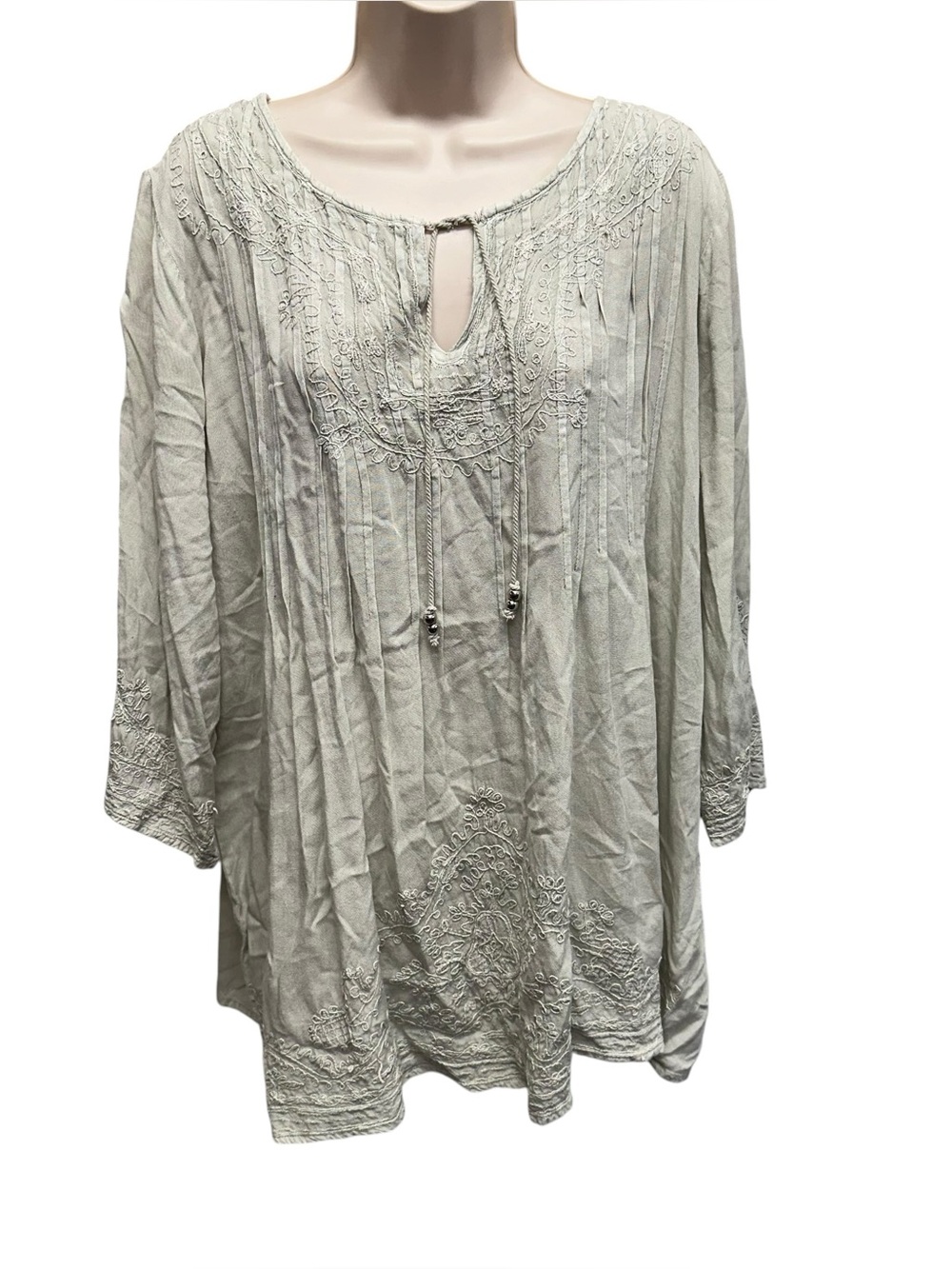 Solitaire women’s boho Indian rayon shirt embroidered size 2x